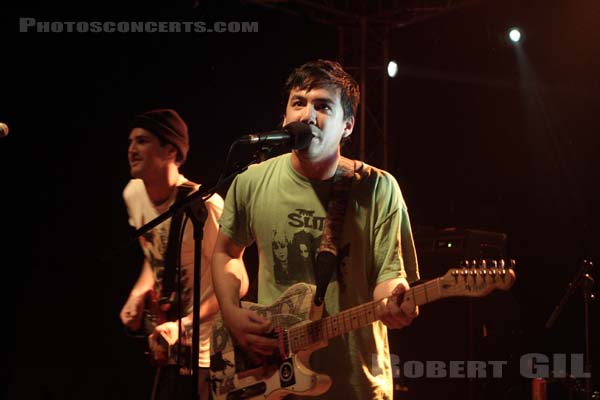 FIDLAR - 2013-02-19 - PARIS - Point Ephemere - Zac Carper - Brandon Schwartzel